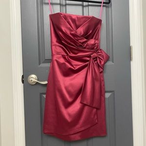 Size 6 White House Black Market Dress